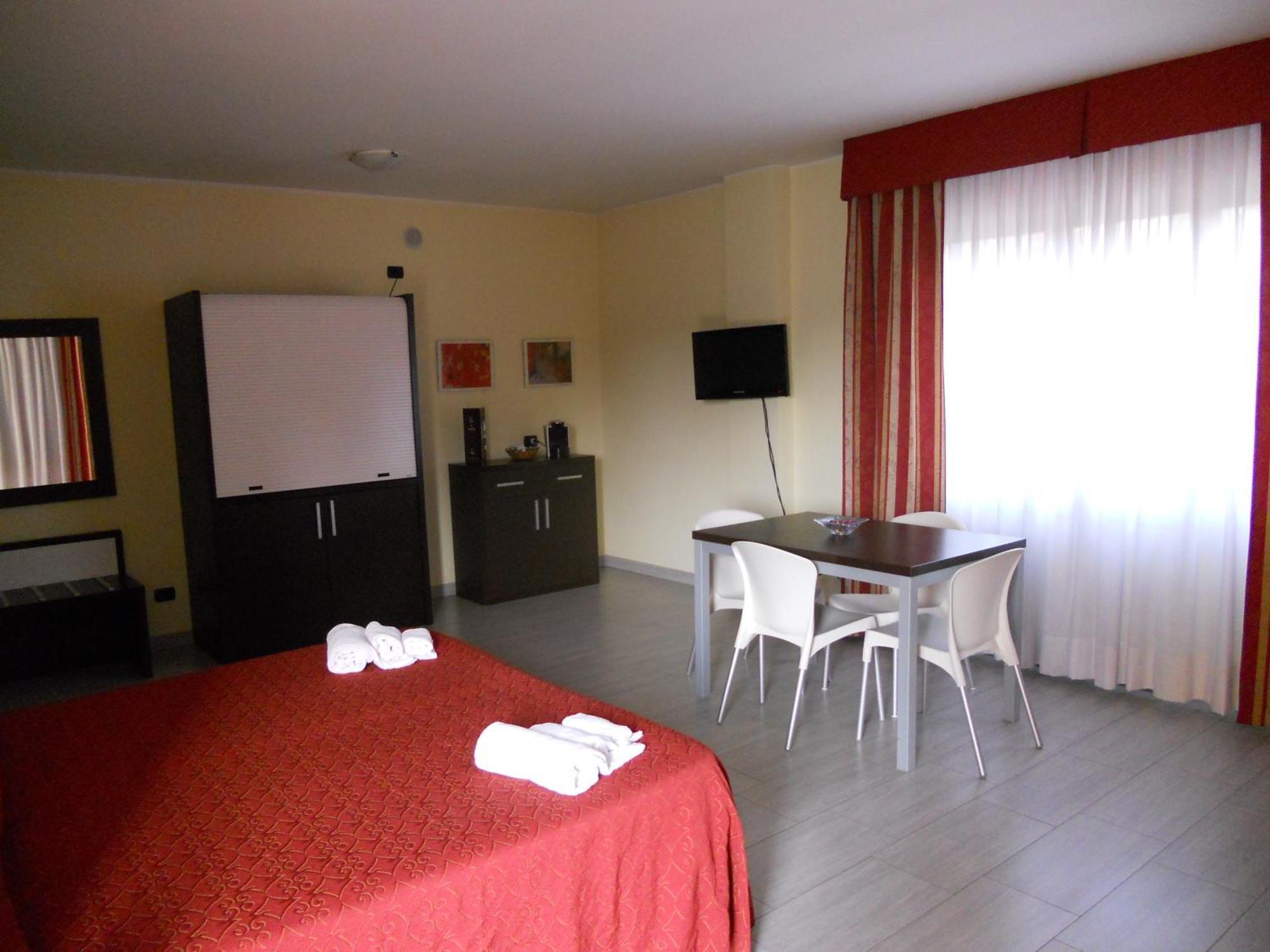 Residence San Prospero Garbagnate Milanese Room photo