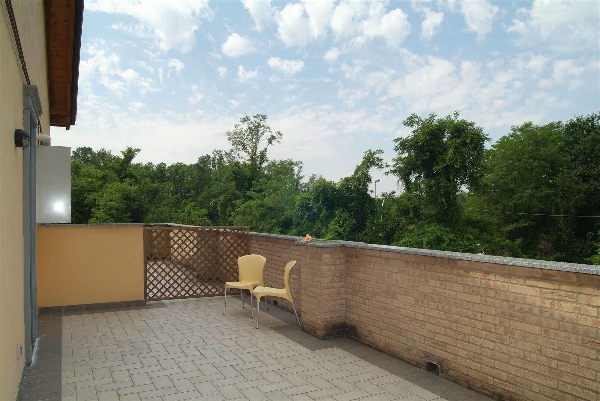Residence San Prospero Garbagnate Milanese Exterior photo