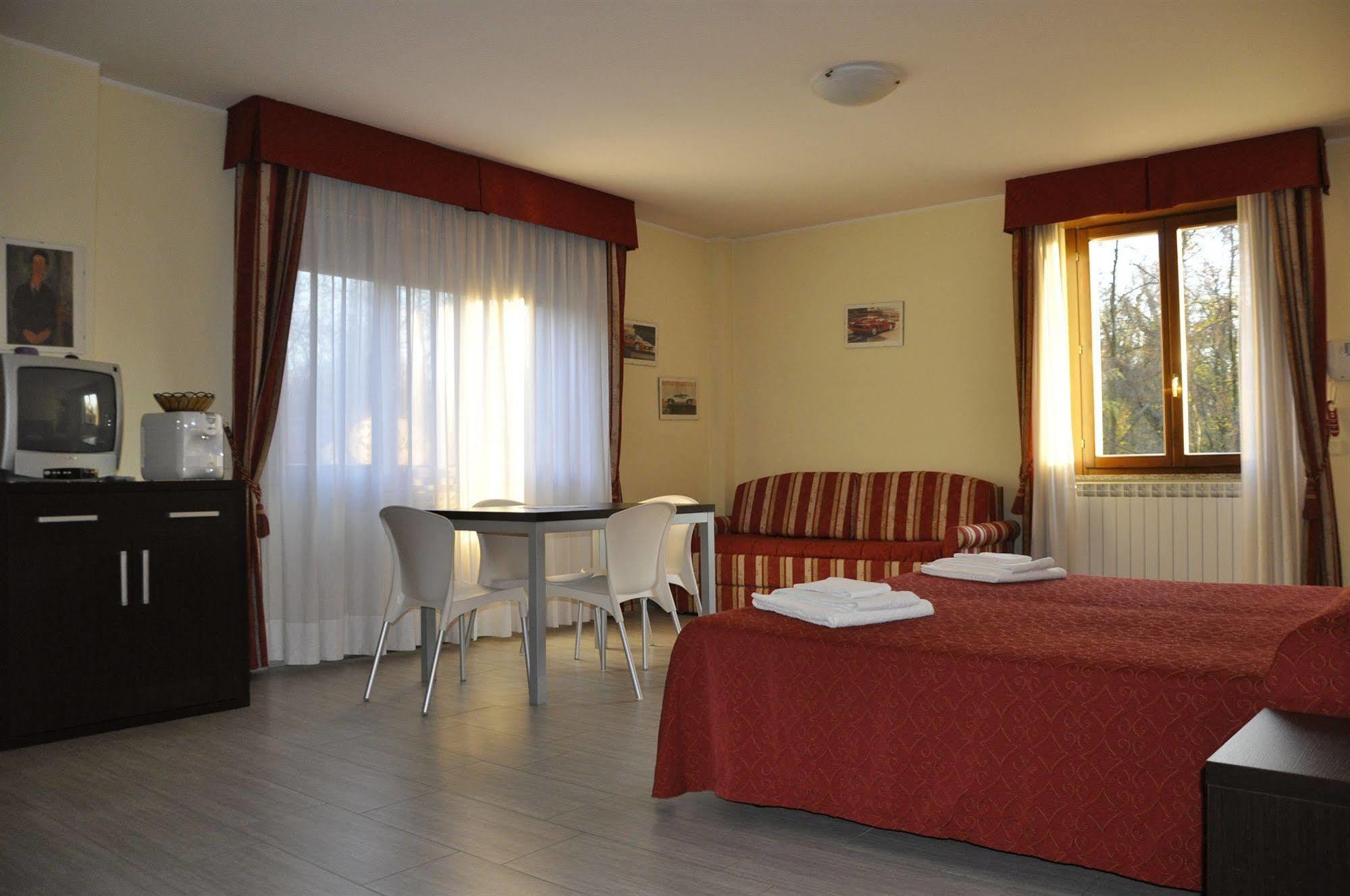 Residence San Prospero Garbagnate Milanese Exterior photo